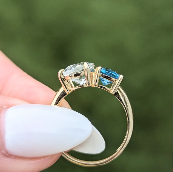 14k yellow gold two stone pear and cushion topaz ring - Picture 3 of 8
